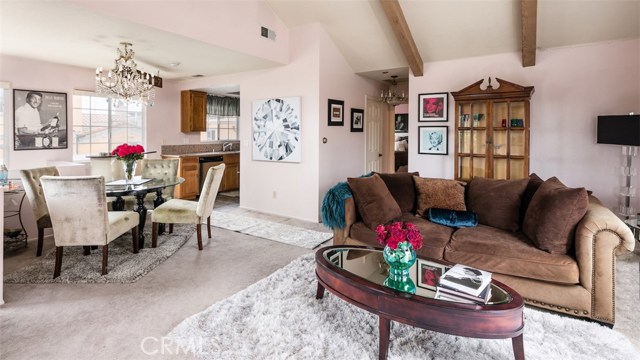 Open upper level floorplan - great for entertaining or just relaxing. Open upper level floorplan - great for entertaining or just relaxing.