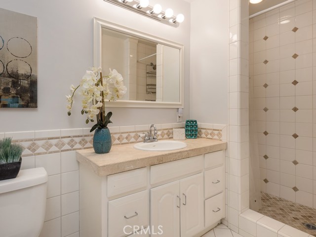 1204 11th Place, Hermosa Beach, California 90254, 3 Bedrooms Bedrooms, ,2 BathroomsBathrooms,Residential,Sold,11th,SB20162498