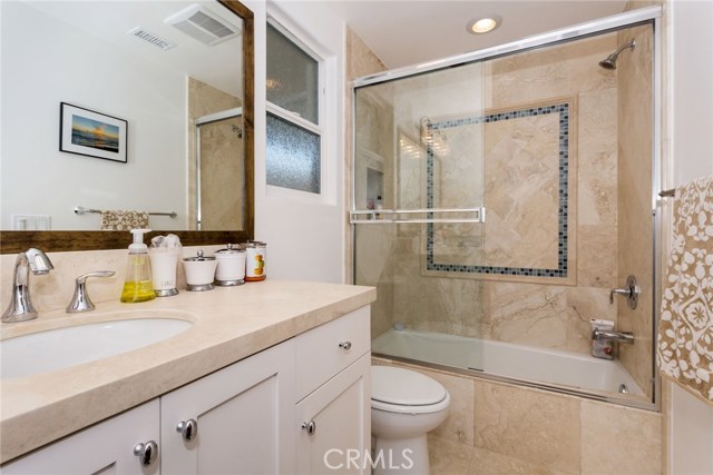 202 Irena Avenue, Redondo Beach, California 90277, 4 Bedrooms Bedrooms, ,3 BathroomsBathrooms,Residential,Sold,Irena,OC18171138