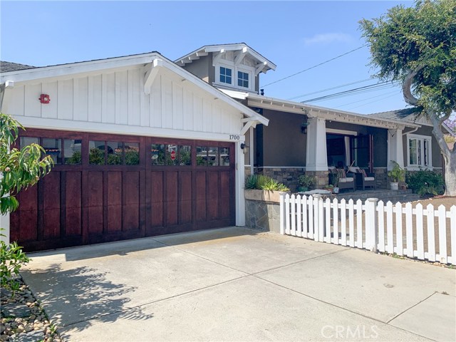 1700 6th Street, Manhattan Beach, California 90266, 3 Bedrooms Bedrooms, ,2 BathroomsBathrooms,Residential,Sold,6th,SB19141832