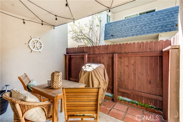 2606 Gates Avenue, Redondo Beach, California 90278, 2 Bedrooms Bedrooms, ,2 BathroomsBathrooms,Residential,Sold,Gates,SB20038184