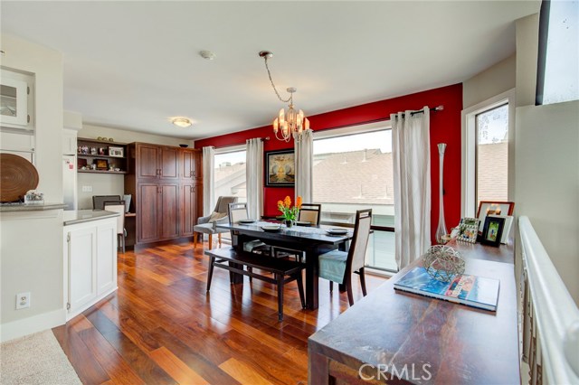 217 Helberta Avenue, Redondo Beach, California 90277, 3 Bedrooms Bedrooms, ,2 BathroomsBathrooms,Residential,Sold,Helberta,SB19082570