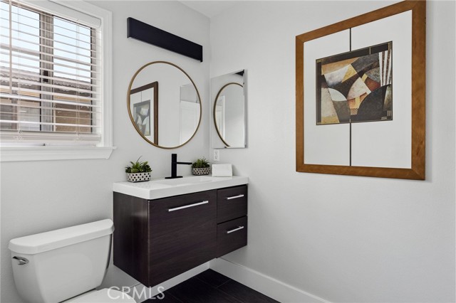 2704 Carnegie Lane, Redondo Beach, California 90278, 3 Bedrooms Bedrooms, ,1 BathroomBathrooms,Residential,Sold,Carnegie,SB21024689