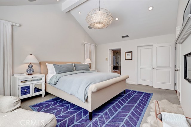 569 35th Street, Manhattan Beach, California 90266, 5 Bedrooms Bedrooms, ,5 BathroomsBathrooms,Residential,Sold,35th,SB19044289