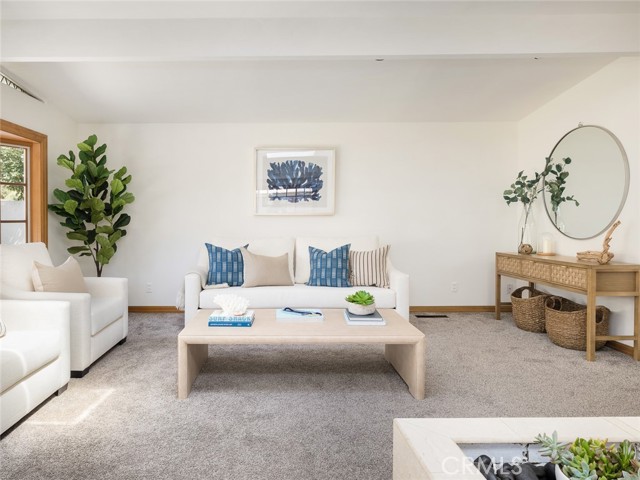 562 31st Street, Manhattan Beach, California 90266, 4 Bedrooms Bedrooms, ,3 BathroomsBathrooms,Residential,Sold,31st,SB21032362