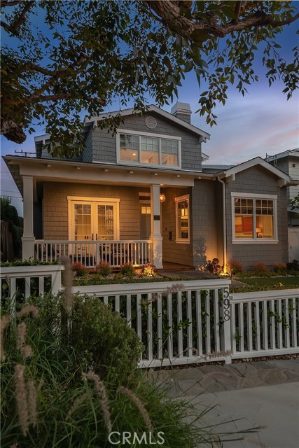 598 33rd Street, Manhattan Beach, California 90266, 5 Bedrooms Bedrooms, ,5 BathroomsBathrooms,Residential,Sold,33rd,SB21107096