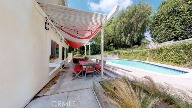 1215 Bloomwood Road, Rancho Palos Verdes, California 90275, 3 Bedrooms Bedrooms, ,3 BathroomsBathrooms,Residential,Sold,Bloomwood,SB19217118
