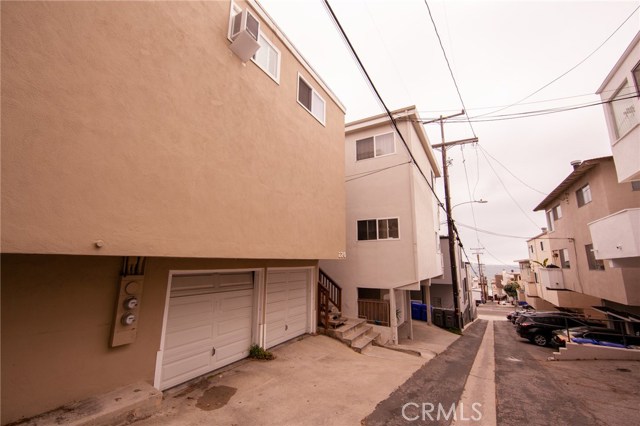 220 14th Place, Manhattan Beach, California 90266, ,Residential Income,Sold,14th,SB20121691