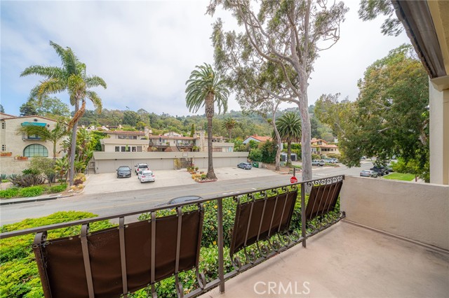 2525 Via Campesina, Palos Verdes Estates, California 90274, 2 Bedrooms Bedrooms, ,2 BathroomsBathrooms,Residential,Sold,Via Campesina,PV21123146