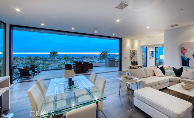 945 7th Street, Hermosa Beach, California 90254, 4 Bedrooms Bedrooms, ,3 BathroomsBathrooms,Residential,Sold,7th,SB19140226