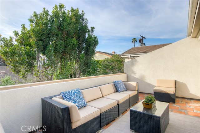 2615 Nelson Avenue, Redondo Beach, California 90278, 3 Bedrooms Bedrooms, ,2 BathroomsBathrooms,Residential,Sold,Nelson,SB18026693