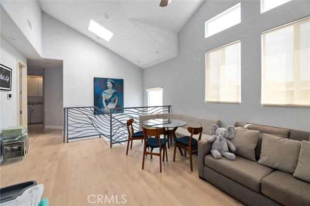 2019 Farrell Avenue, Redondo Beach, California 90278, 4 Bedrooms Bedrooms, ,4 BathroomsBathrooms,Residential,Sold,Farrell,SB20115506