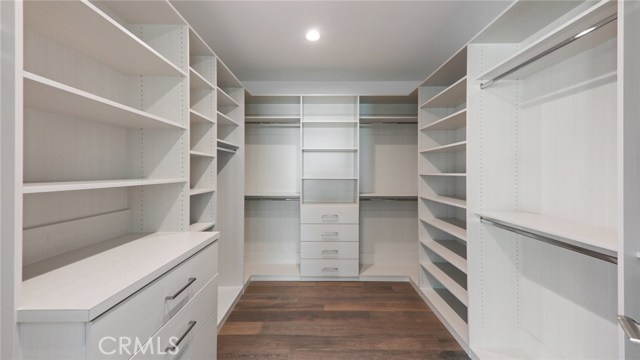 1020 Avenue A, Redondo Beach, California 90277, 6 Bedrooms Bedrooms, ,6 BathroomsBathrooms,Residential,Sold,Avenue A,PV20189738