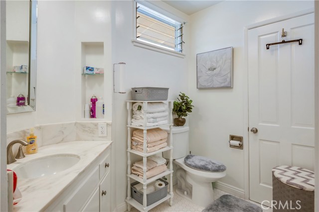2903 Inglewood Avenue, Redondo Beach, California 90278, 3 Bedrooms Bedrooms, ,3 BathroomsBathrooms,Residential,Sold,Inglewood,SB17088747