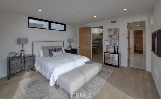 246 30th Street, Hermosa Beach, California 90254, 4 Bedrooms Bedrooms, ,4 BathroomsBathrooms,Residential,Sold,30th,SB19212204