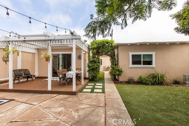2621 Mathews Avenue, Redondo Beach, California 90278, 3 Bedrooms Bedrooms, ,2 BathroomsBathrooms,Residential,Sold,Mathews,SB20148757