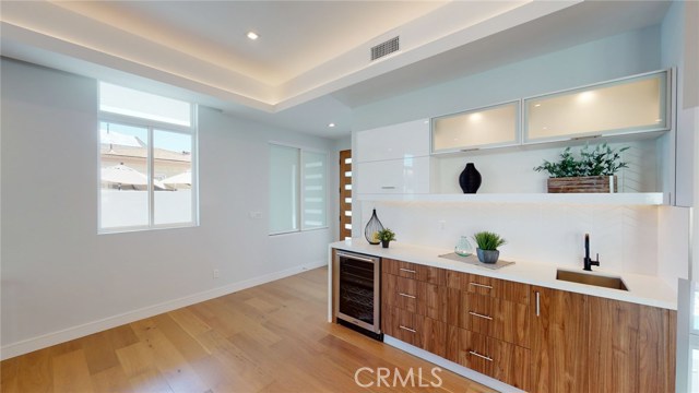 2203 Ruhland Avenue, Redondo Beach, California 90278, 4 Bedrooms Bedrooms, ,3 BathroomsBathrooms,Residential,Sold,Ruhland,PV20081297