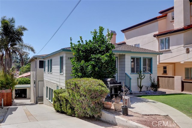 227 Juanita Avenue, Redondo Beach, California 90277, ,Residential Income,Sold,Juanita,SB19216294