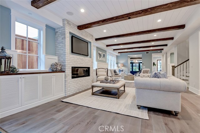 1716 Oak Avenue, Manhattan Beach, California 90266, 5 Bedrooms Bedrooms, ,5 BathroomsBathrooms,Residential,Sold,Oak,SB19008718