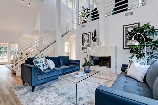 1909 Faymont, Manhattan Beach, California 90266, 3 Bedrooms Bedrooms, ,2 BathroomsBathrooms,Residential,Sold,Faymont,SB21151359