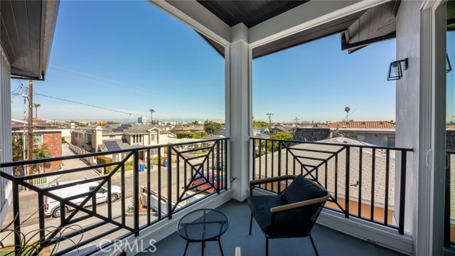 1908 Bataan Road, Redondo Beach, California 90278, 4 Bedrooms Bedrooms, ,3 BathroomsBathrooms,Residential,Sold,Bataan,PV21039465