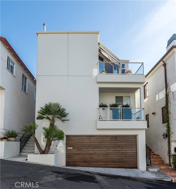 128 1st Place, Manhattan Beach, California 90266, 3 Bedrooms Bedrooms, ,1 BathroomBathrooms,Residential,Sold,1st,SB18034963