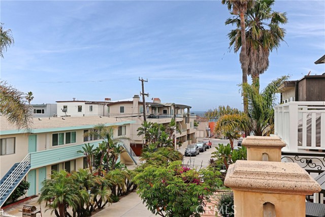 333 11th Street, Manhattan Beach, California 90266, ,Residential Income,Sold,11th,SB17139913