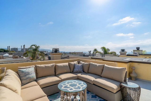 311 Culper Court, Hermosa Beach, California 90254, 3 Bedrooms Bedrooms, ,3 BathroomsBathrooms,Residential,Sold,Culper,SB19244483