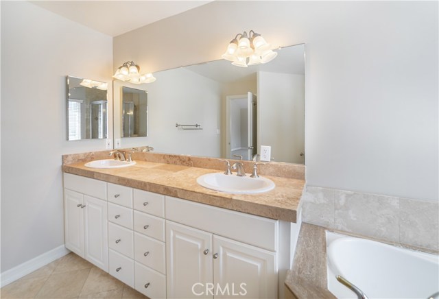 2521 Gates Avenue, Redondo Beach, California 90278, 5 Bedrooms Bedrooms, ,2 BathroomsBathrooms,Residential,Sold,Gates,SB20108689