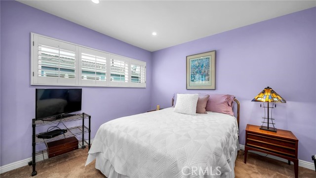 3 Bed Home for Sale in Hawthorne, California