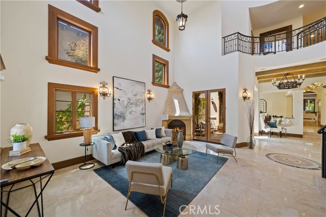 712 Sapphire Street, Redondo Beach, California 90277, 5 Bedrooms Bedrooms, ,3 BathroomsBathrooms,Residential,Sold,Sapphire,SB21110683