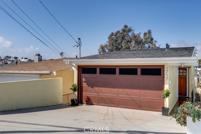 1717 Van Horne Lane, Redondo Beach, California 90278, 3 Bedrooms Bedrooms, ,1 BathroomBathrooms,Residential,Sold,Van Horne,PV19074395