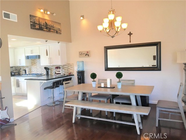 2202 Aviation Way, Redondo Beach, California 90278, 3 Bedrooms Bedrooms, ,2 BathroomsBathrooms,Residential,Sold,Aviation,SB17001047