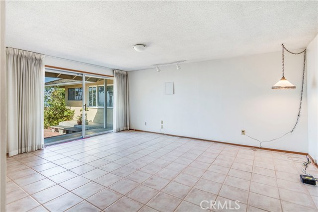 1505 Chelsea Road, Palos Verdes Estates, California 90274, 4 Bedrooms Bedrooms, ,3 BathroomsBathrooms,Residential,Sold,Chelsea,SB20208647