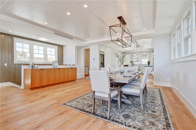 1955 Monterey Boulevard, Hermosa Beach, California 90254, 4 Bedrooms Bedrooms, ,2 BathroomsBathrooms,Residential,Sold,Monterey,SB18111119
