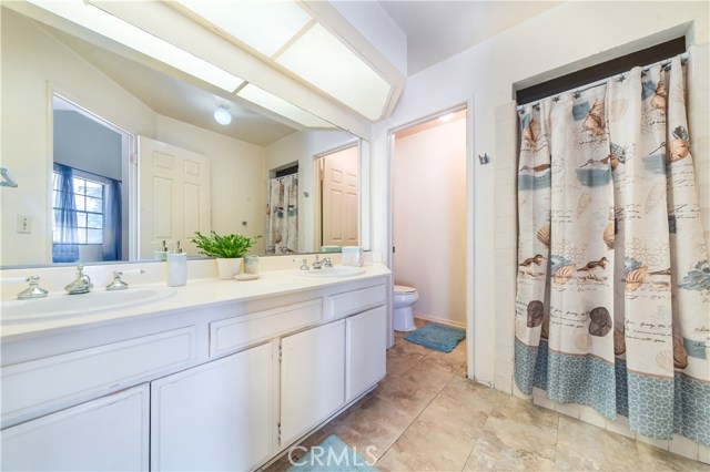 Master Suite Bathroom