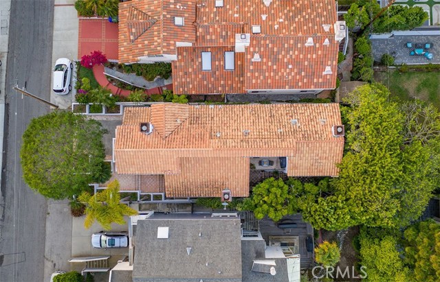 2708 Laurel Avenue, Manhattan Beach, California 90266, 3 Bedrooms Bedrooms, ,3 BathroomsBathrooms,Residential,Sold,Laurel,SB19150797