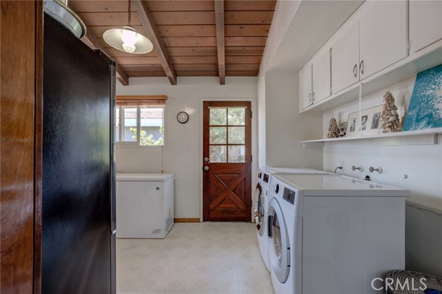 1965 Manhattan Avenue, Hermosa Beach, California 90254, 3 Bedrooms Bedrooms, ,2 BathroomsBathrooms,Residential,Sold,Manhattan,SB20021506