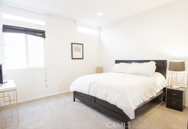 1808 Perkins Lane, Redondo Beach, California 90278, 3 Bedrooms Bedrooms, ,3 BathroomsBathrooms,Residential,Sold,Perkins,SB20003243