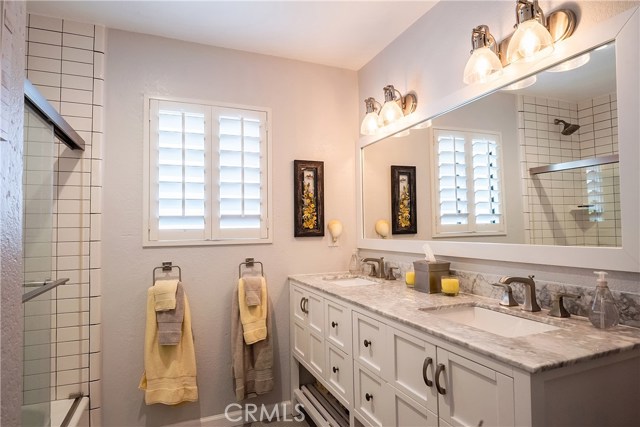 106 Guadalupe Avenue, Redondo Beach, California 90277, 3 Bedrooms Bedrooms, ,2 BathroomsBathrooms,Residential,Sold,Guadalupe,SB19193639