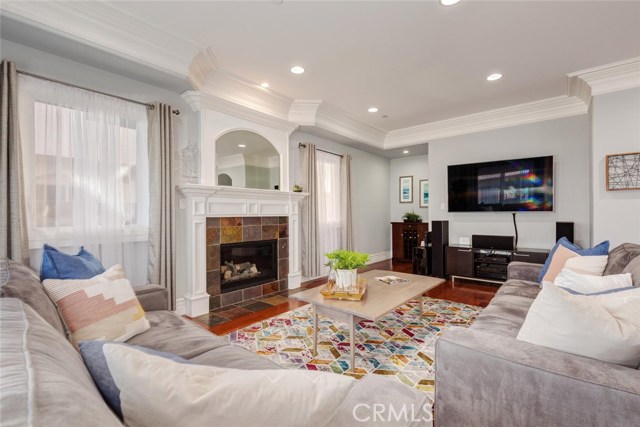 2202 Plant Avenue, Redondo Beach, California 90278, 4 Bedrooms Bedrooms, ,2 BathroomsBathrooms,Residential,Sold,Plant,SB19057901