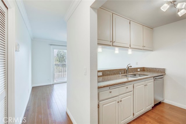 720 Meyer Lane, Redondo Beach, California 90278, 2 Bedrooms Bedrooms, ,2 BathroomsBathrooms,Residential,Sold,Meyer,SB19085795