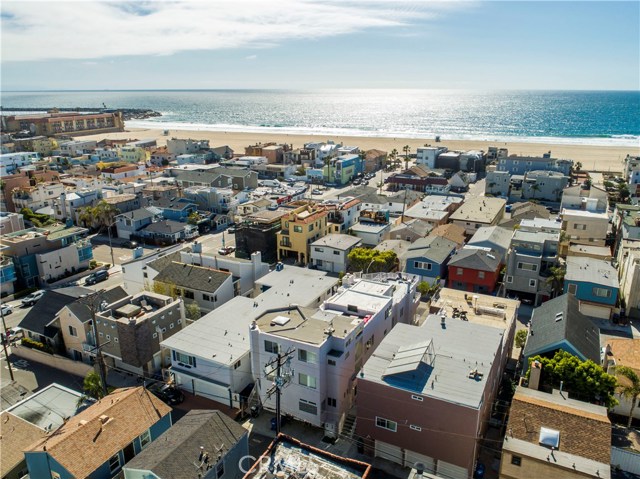 228 Manhattan Avenue, Hermosa Beach, California 90254, 3 Bedrooms Bedrooms, ,3 BathroomsBathrooms,Residential,Sold,Manhattan,PV18057092