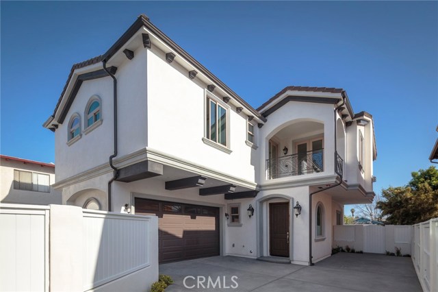 1802 Pullman Lane, Redondo Beach, California 90278, 4 Bedrooms Bedrooms, ,3 BathroomsBathrooms,Residential,Sold,Pullman,PV18085908