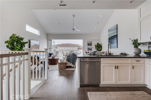234 Guadalupe Avenue, Redondo Beach, California 90277, 3 Bedrooms Bedrooms, ,2 BathroomsBathrooms,Residential,Sold,Guadalupe,SB20150703