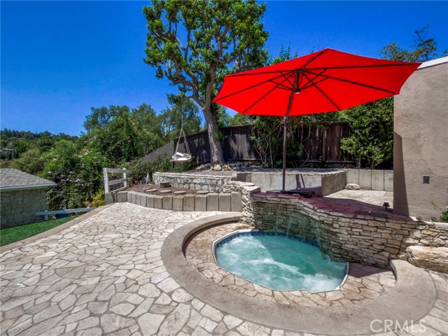 18 Ranchview Road, Rolling Hills Estates, California 90274, 3 Bedrooms Bedrooms, ,2 BathroomsBathrooms,Residential,Sold,Ranchview,PV21166357