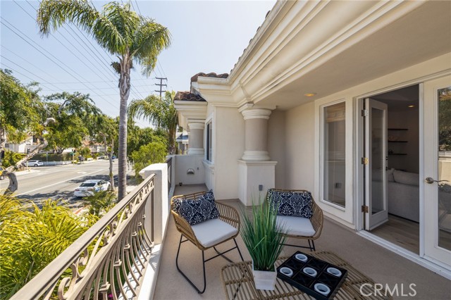 2518 Grant Avenue, Redondo Beach, California 90278, 3 Bedrooms Bedrooms, ,2 BathroomsBathrooms,Residential,Sold,Grant,SB21052990