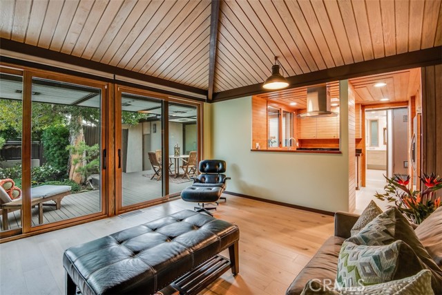 15 Margate Square, Palos Verdes Estates, California 90274, 3 Bedrooms Bedrooms, ,2 BathroomsBathrooms,Residential,Sold,Margate,SB21026966