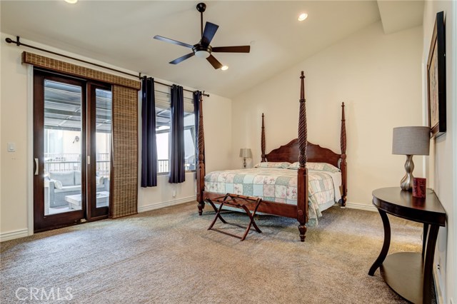 2619 Carnegie Lane, Redondo Beach, California 90278, 3 Bedrooms Bedrooms, ,2 BathroomsBathrooms,Residential,Sold,Carnegie,PV20221187