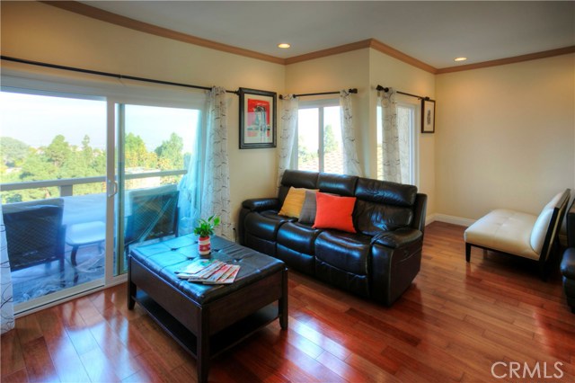 75 Hilltop Circle, Rancho Palos Verdes, California 90275, 3 Bedrooms Bedrooms, ,2 BathroomsBathrooms,Residential,Sold,Hilltop,BB17275527